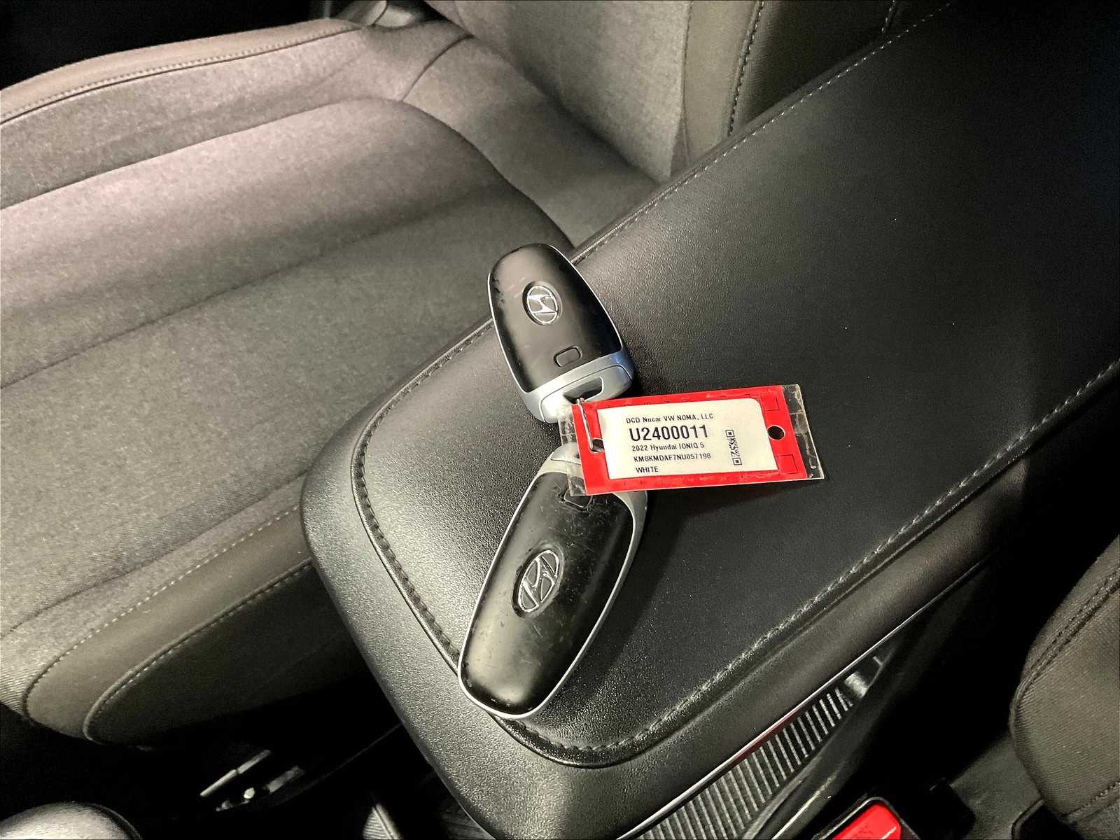 2022 Hyundai IONIQ 5 SE - Photo 30