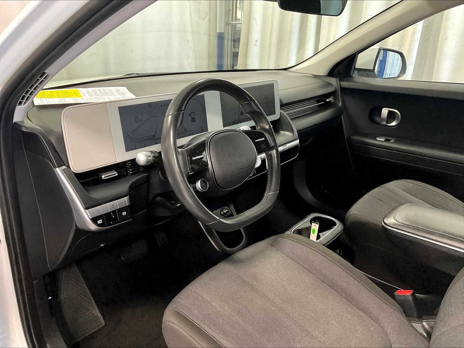 2022 Hyundai IONIQ 5 SE - Photo 8