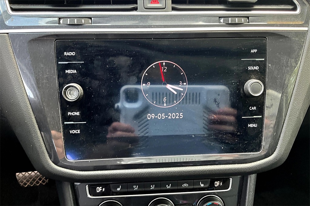 2021 Volkswagen Tiguan 2.0T SE - Photo 19