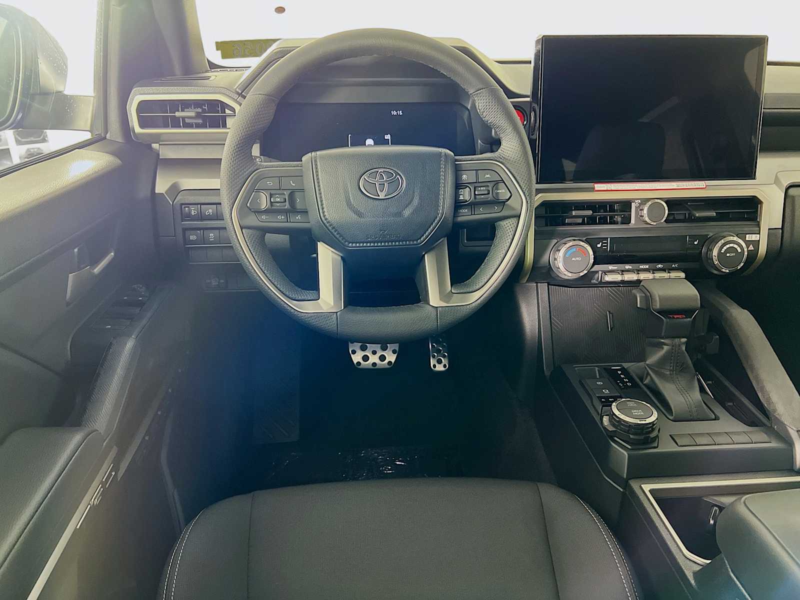 2025 Toyota Tacoma TRD Sport - Photo 14