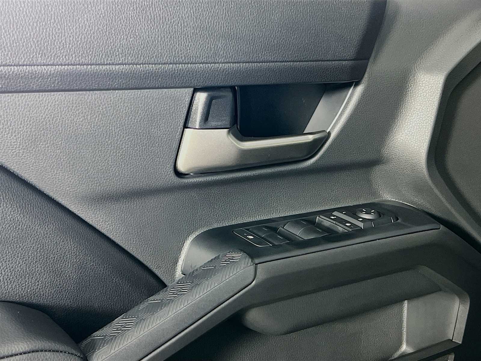 2025 Toyota Tacoma TRD Sport - Photo 15