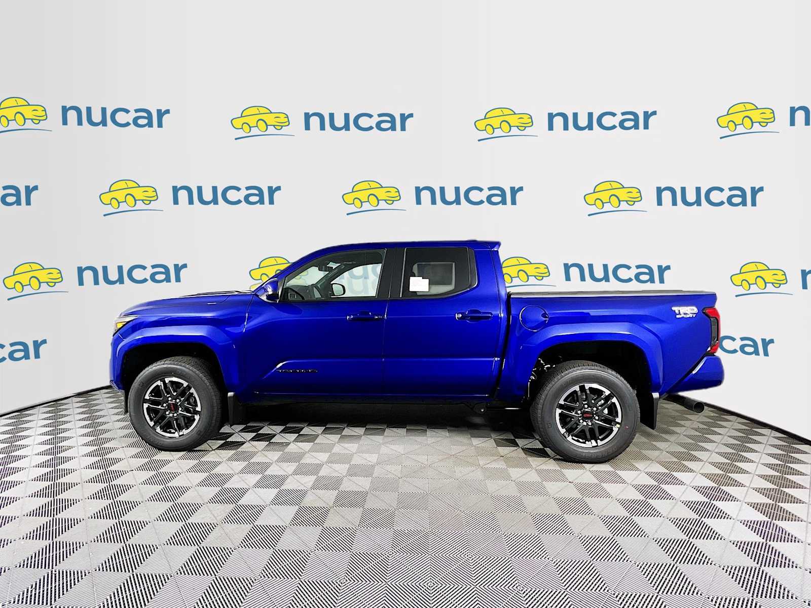 2025 Toyota Tacoma TRD Sport - Photo 3