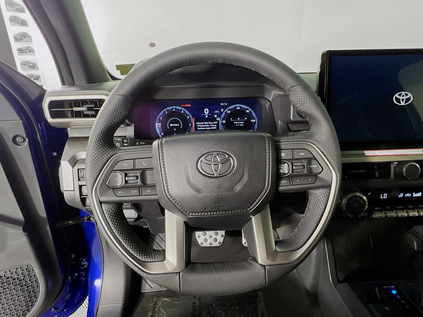 2025 Toyota Tacoma TRD Sport - Photo 7