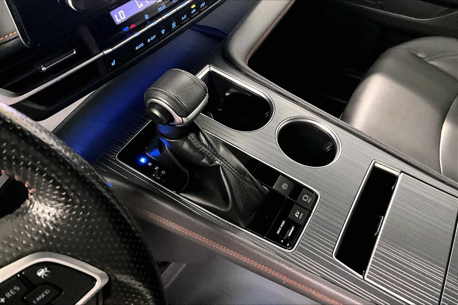 2022 Toyota Sienna XSE - Photo 21