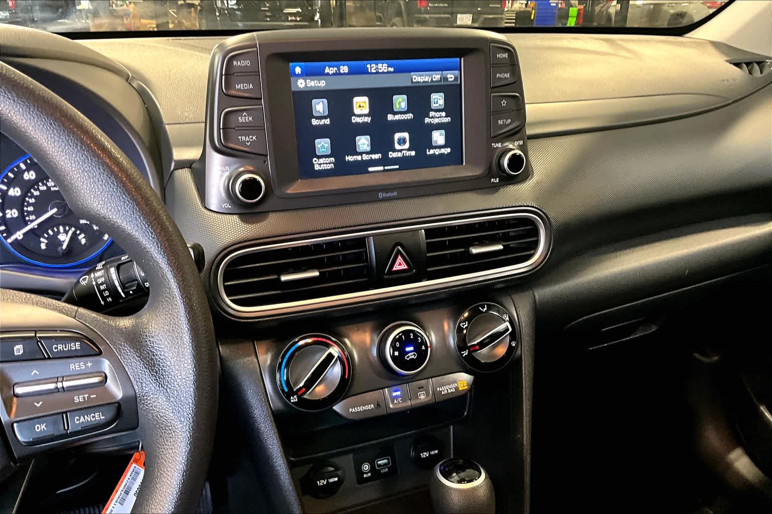 2018 Hyundai Kona SE - Photo 19