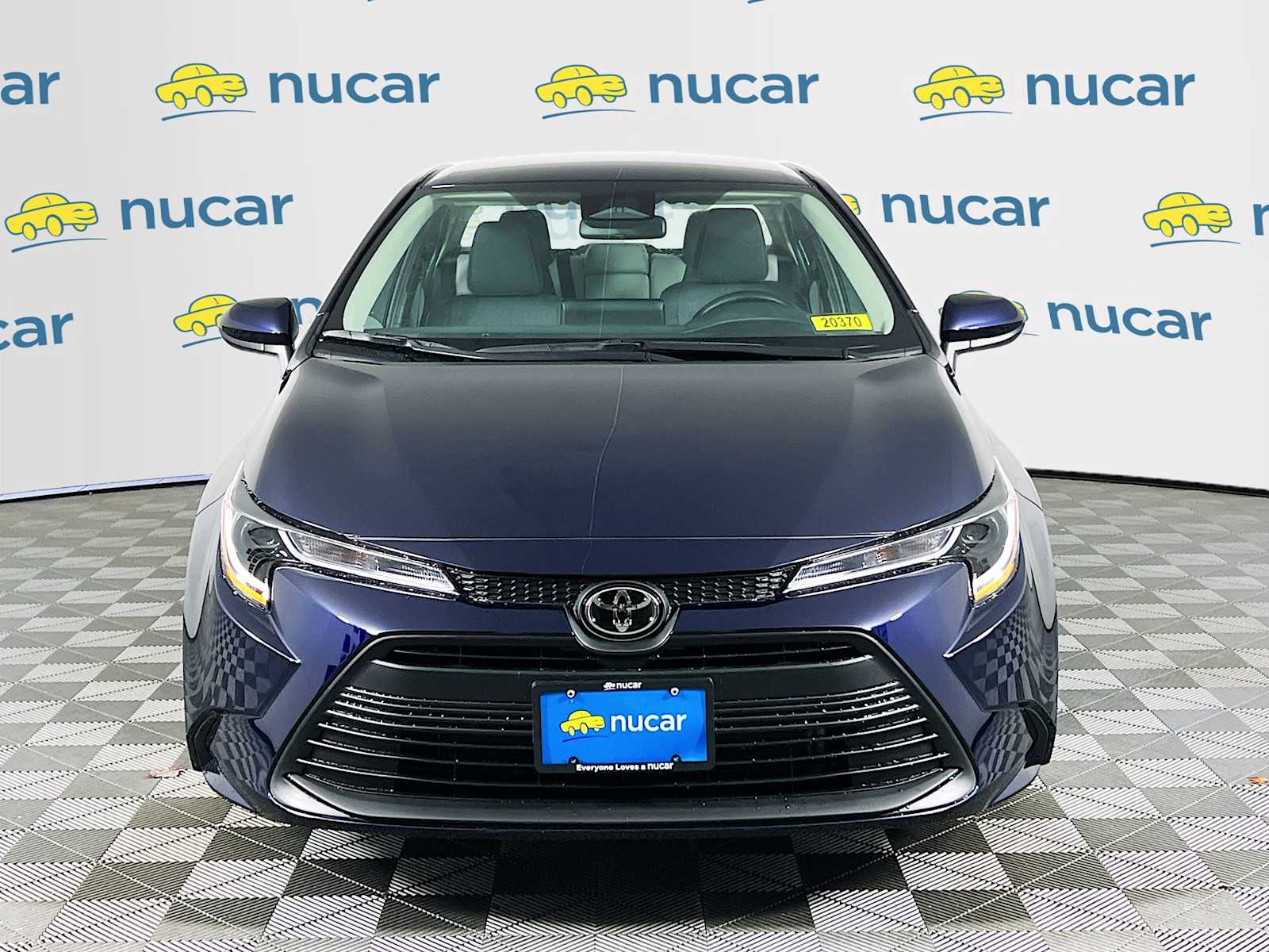 2026 Toyota Corolla LE - Photo 2