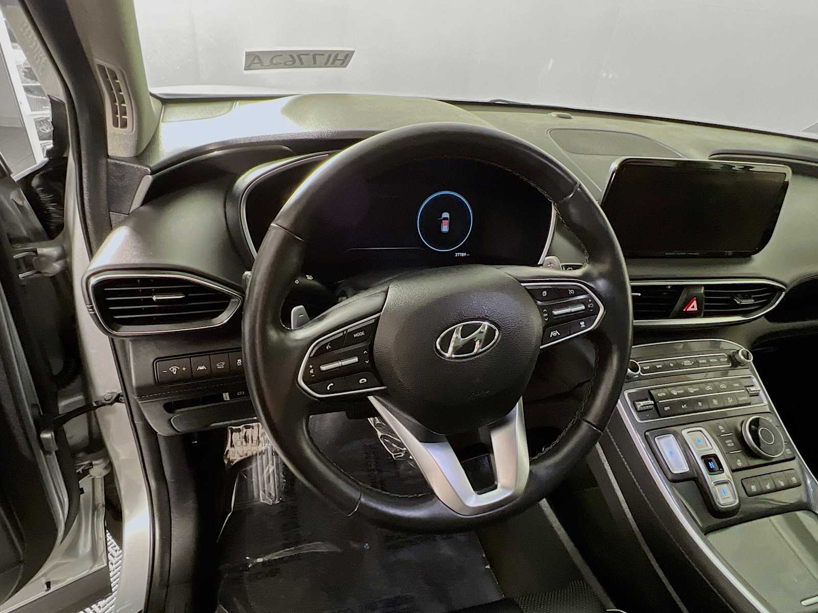 2022 Hyundai Santa Fe Limited - Photo 11