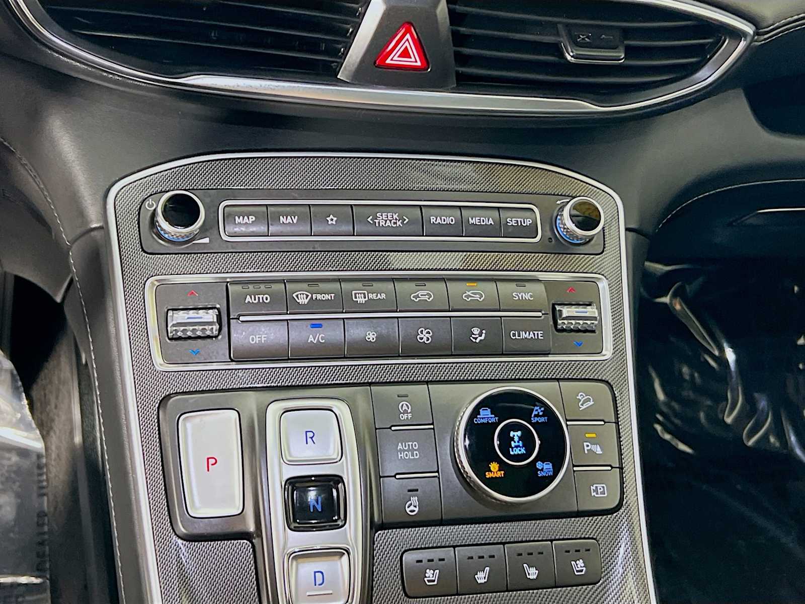 2022 Hyundai Santa Fe Limited - Photo 16