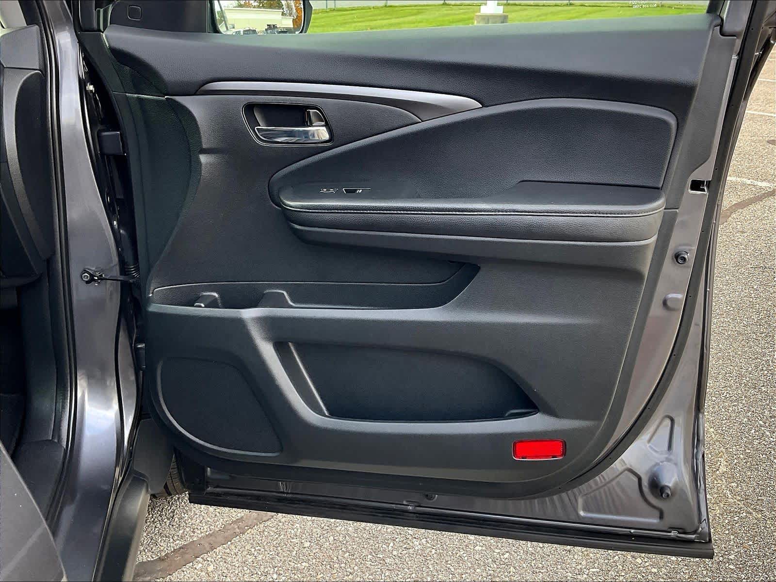 2022 Honda Pilot Special Edition - Photo 13