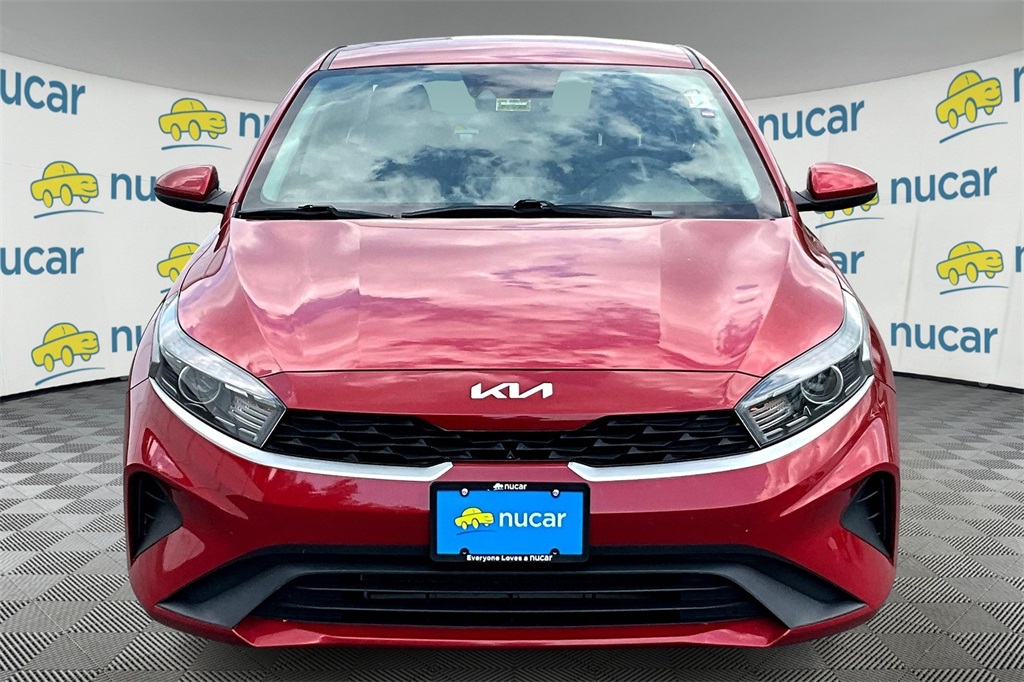 2022 Kia Forte LXS - Photo 2