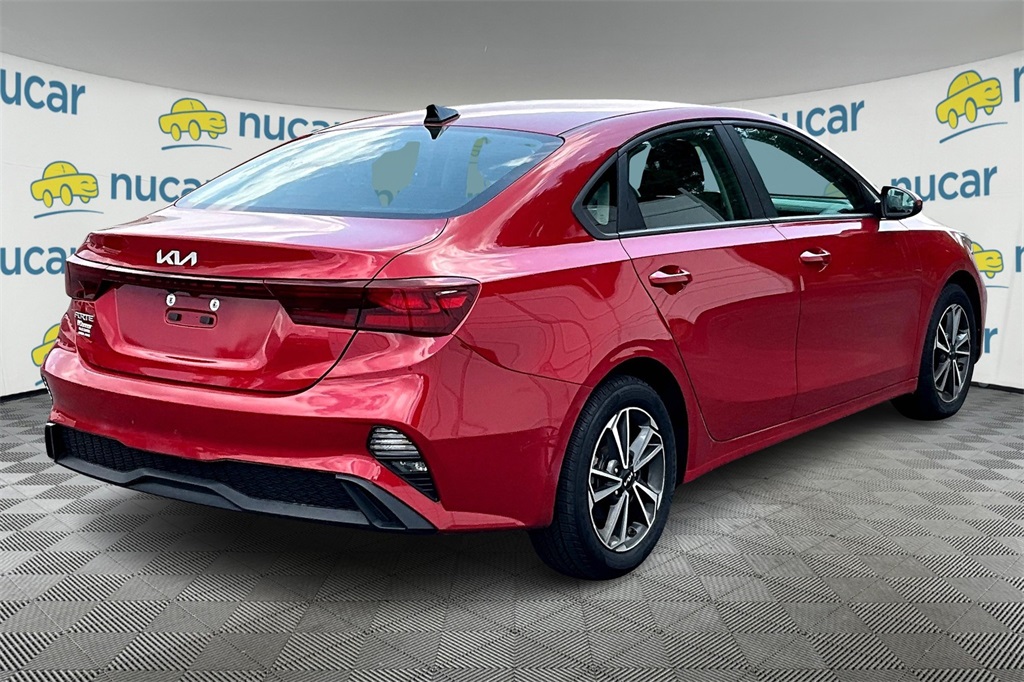 2022 Kia Forte LXS - Photo 6