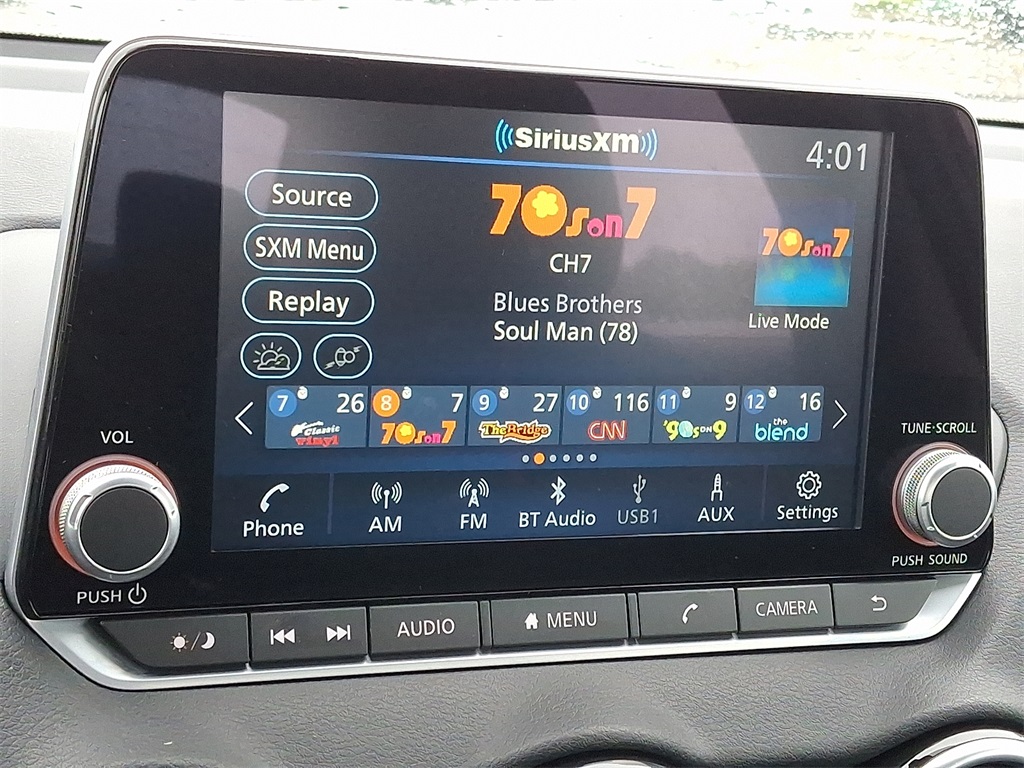 2025 Nissan Sentra SR - Photo 13