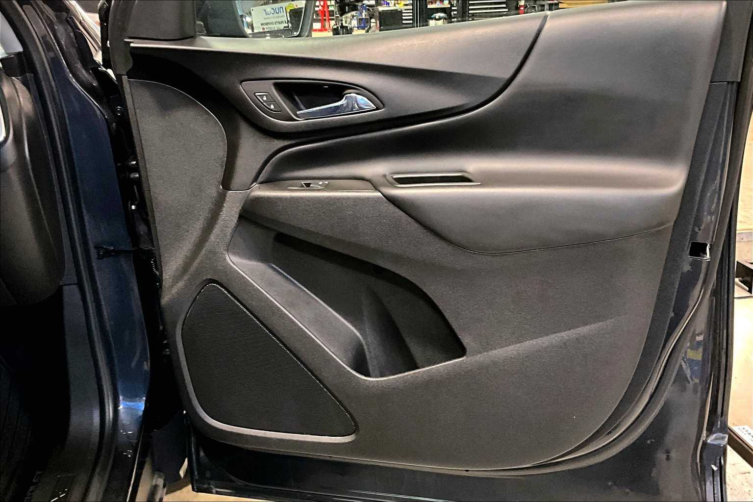 2022 Chevrolet Equinox LT - Photo 12