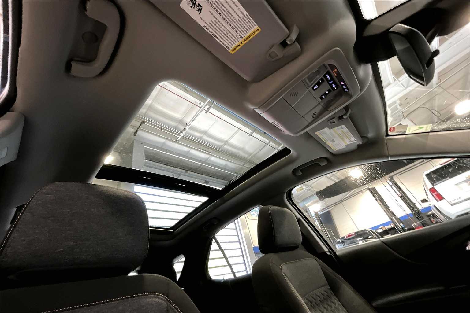 2022 Chevrolet Equinox LT - Photo 23