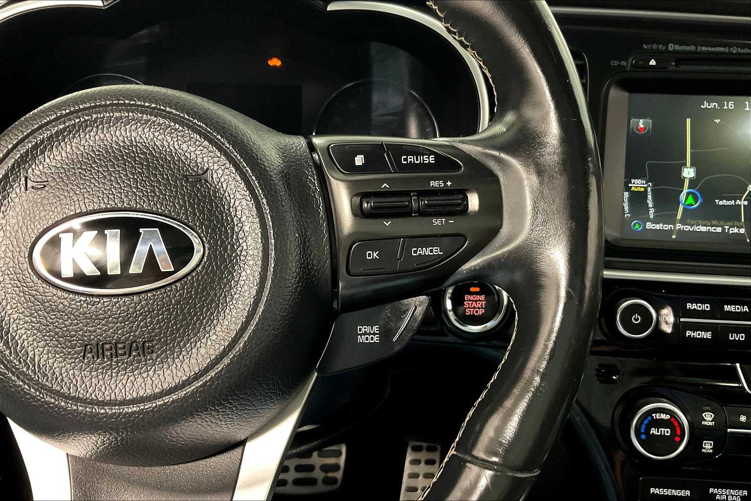 2015 Kia Optima SXL Turbo - Photo 24