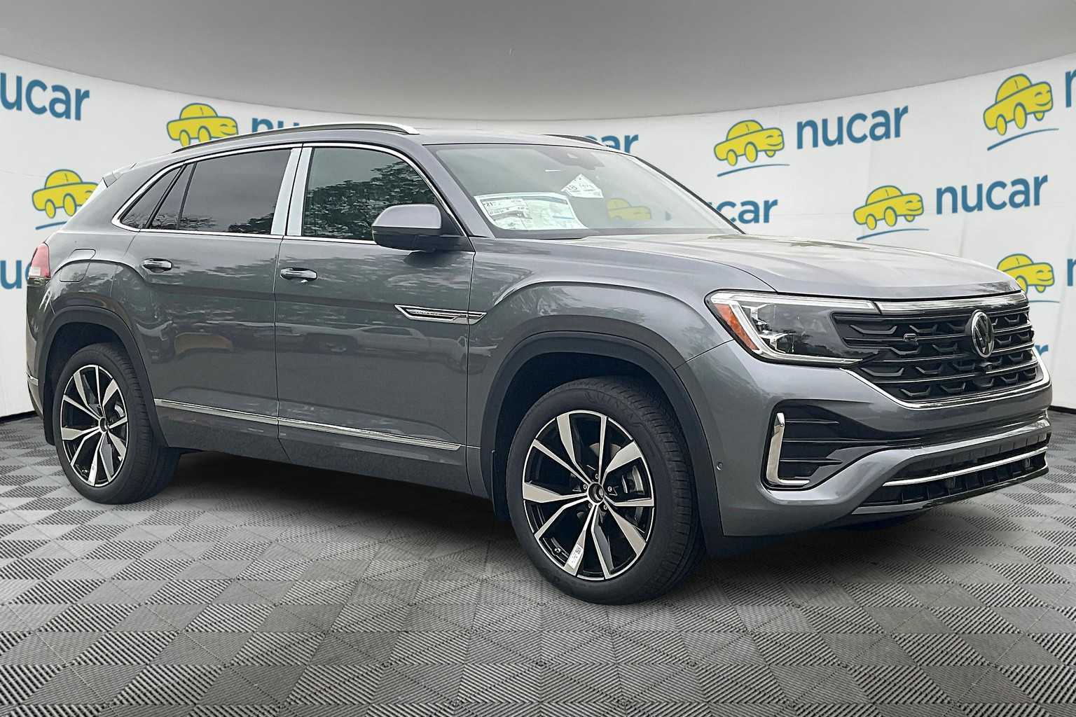 2025 Volkswagen Atlas Cross Sport 2.0T SEL Premium R-Line