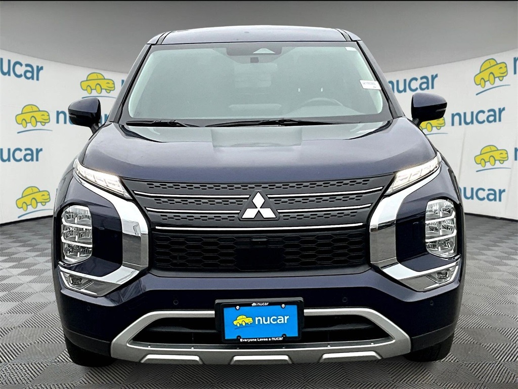 2024 Mitsubishi Outlander SE - Photo 2