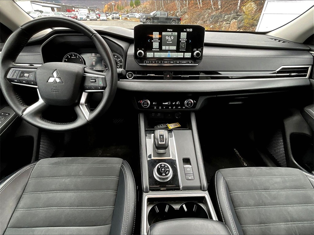 2024 Mitsubishi Outlander SE - Photo 22
