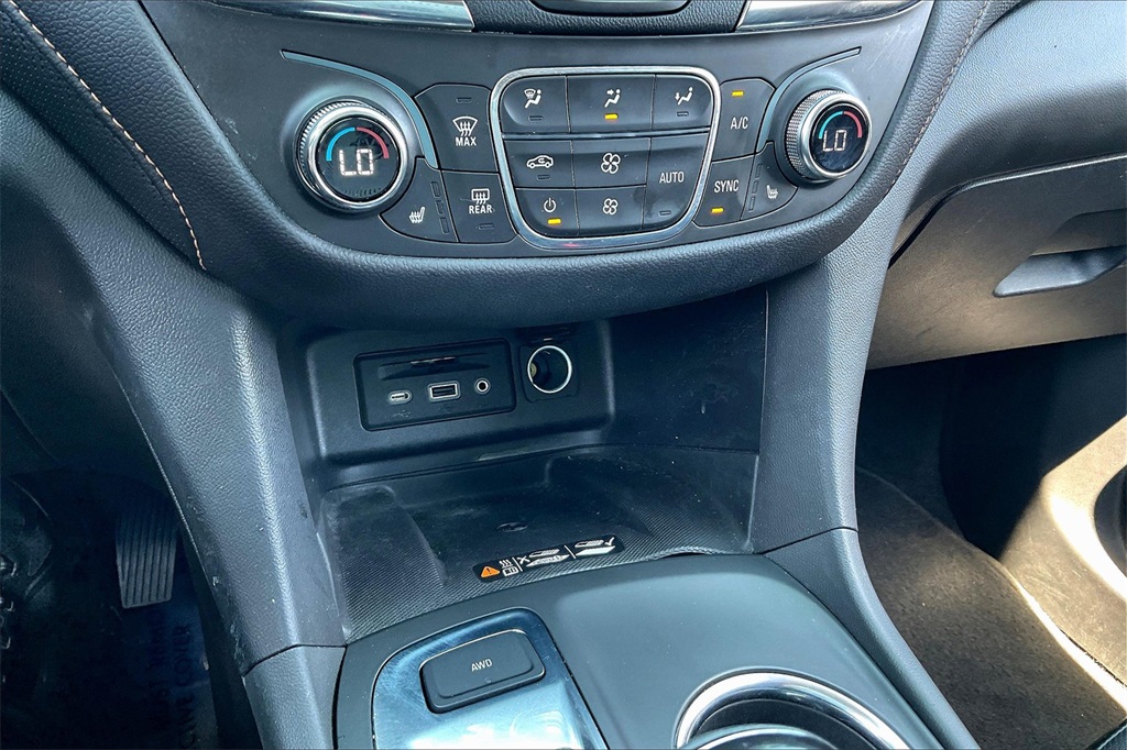 2021 Chevrolet Equinox Premier - Photo 24