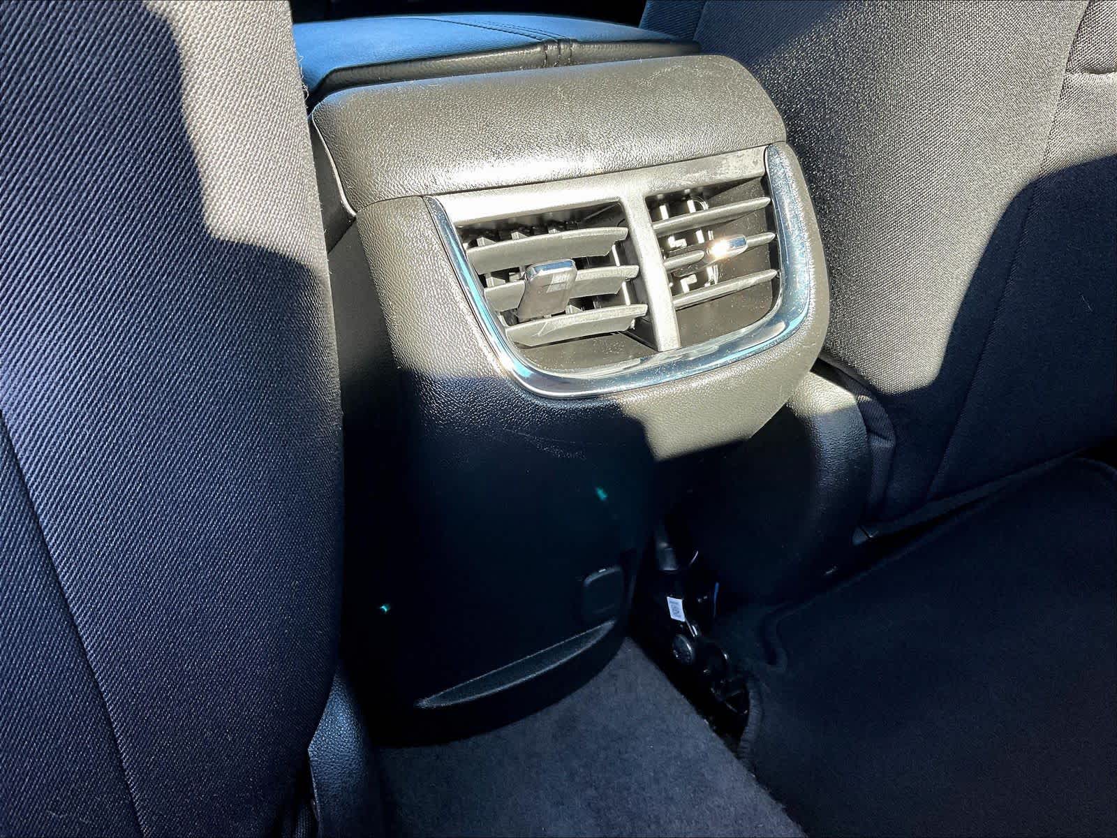 2024 Chevrolet Malibu LT - Photo 28