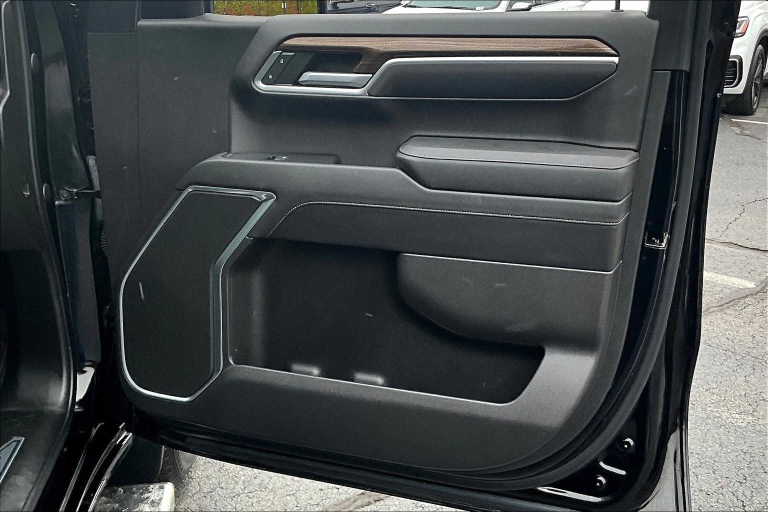 2022 Chevrolet Silverado 1500 LT - Photo 12