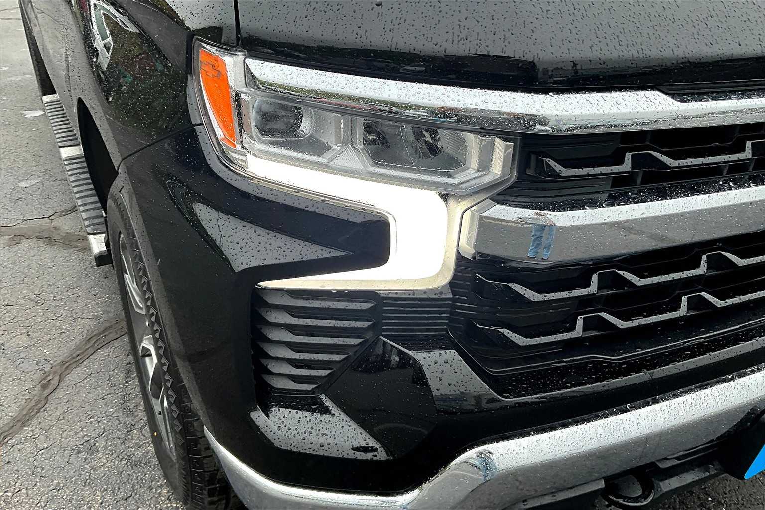 2022 Chevrolet Silverado 1500 LT - Photo 32