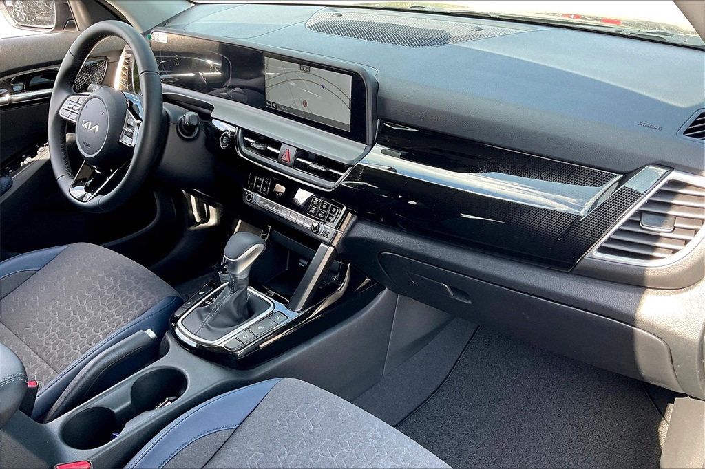 2025 Kia Seltos S - Photo 10