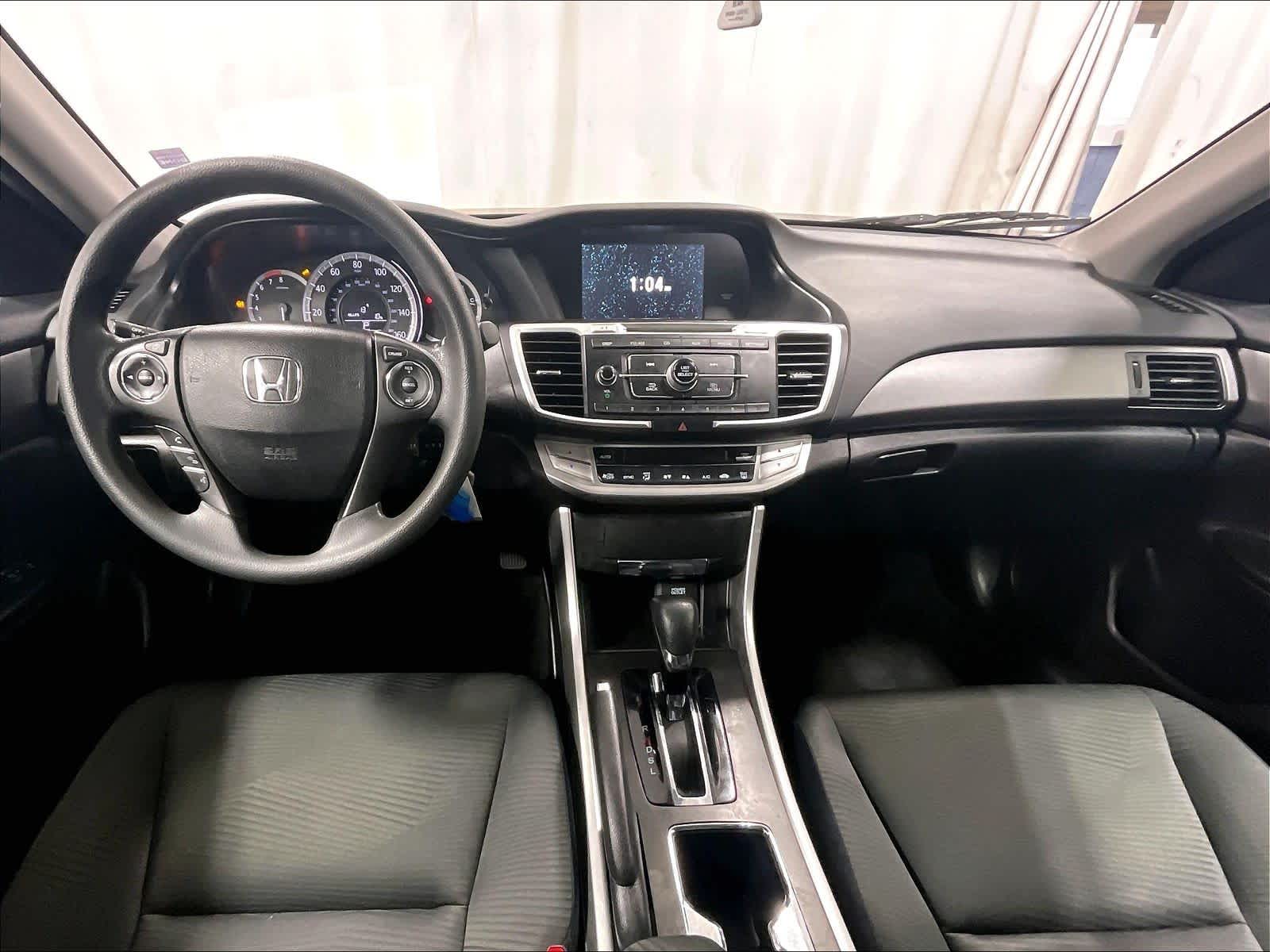 2015 Honda Accord LX - Photo 21