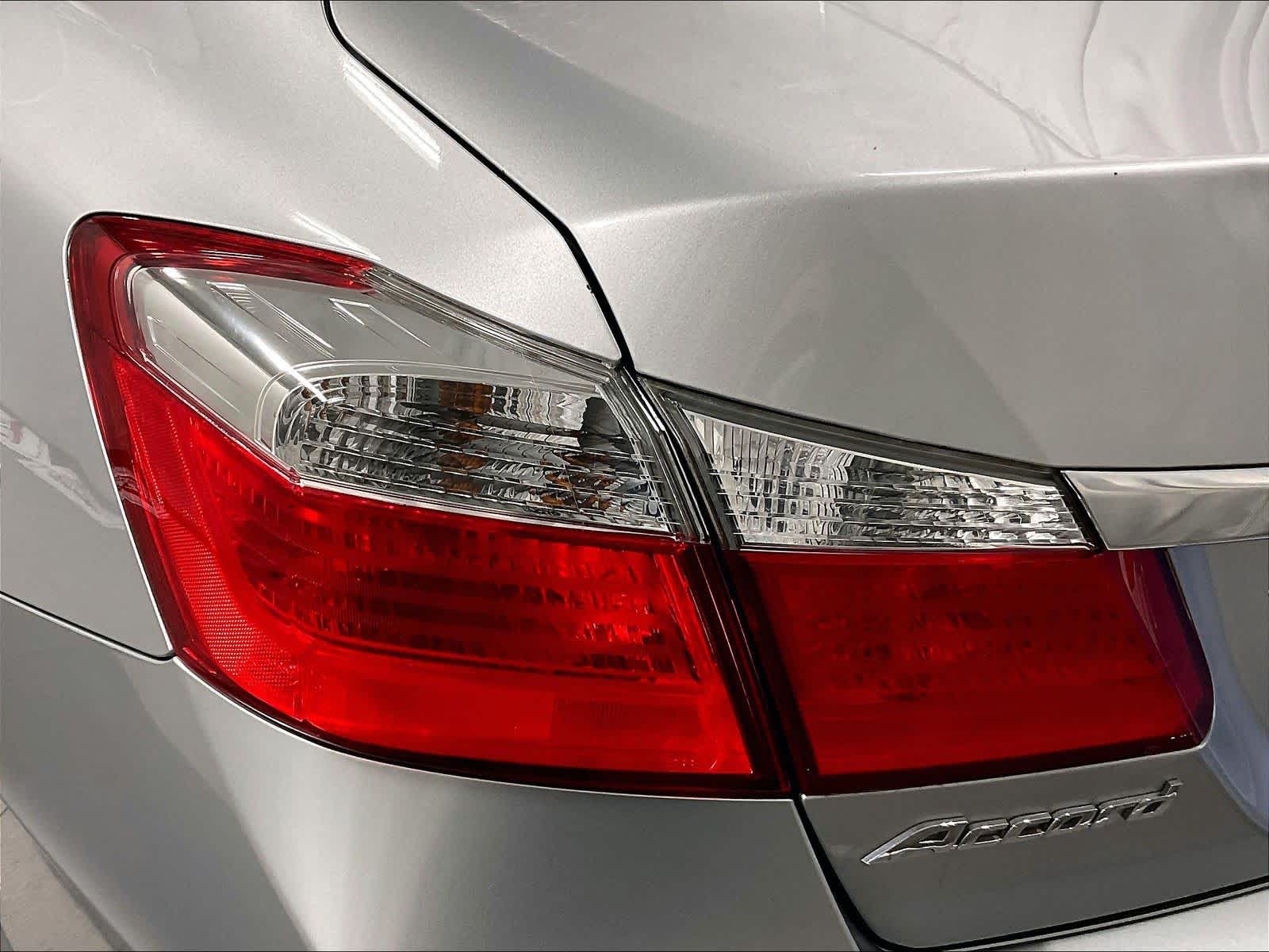 2015 Honda Accord LX - Photo 33