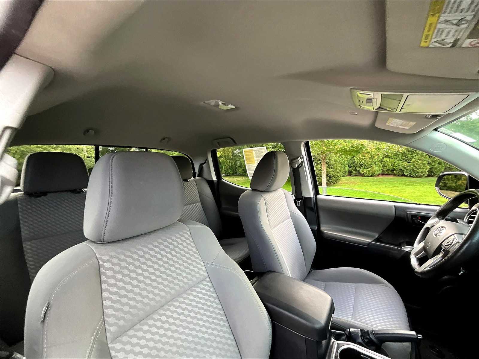 2022 Toyota Tacoma SR5 - Photo 22
