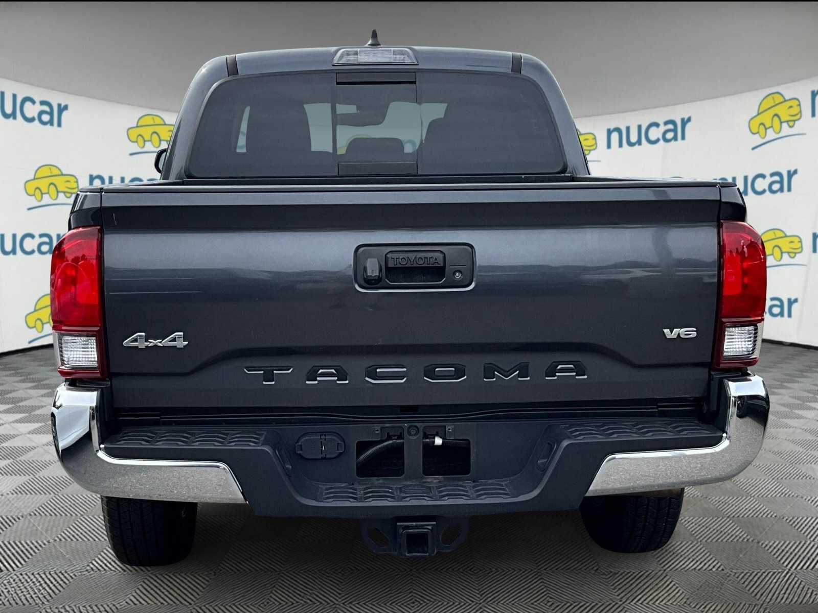 2022 Toyota Tacoma SR5 - Photo 3