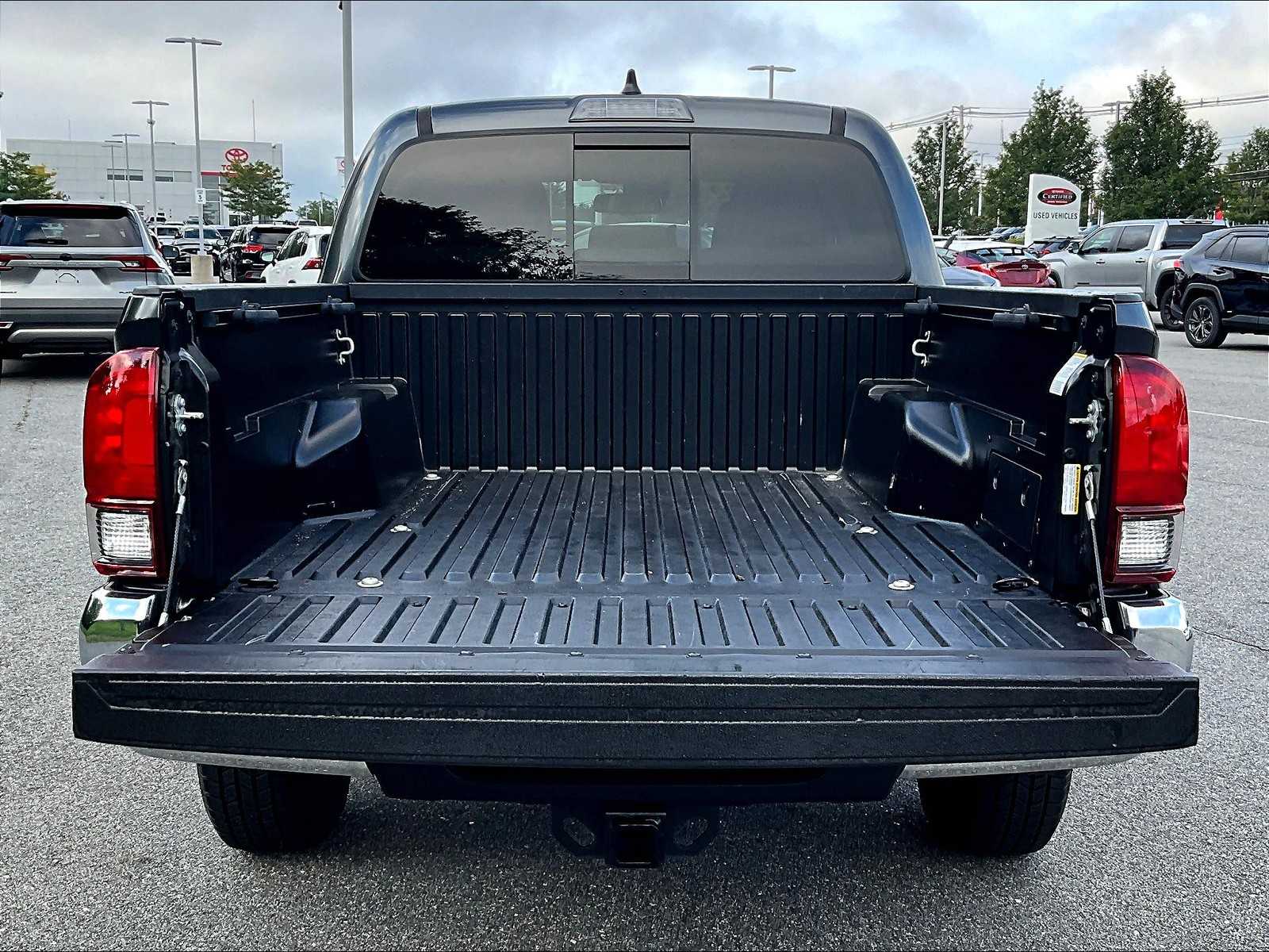 2022 Toyota Tacoma SR5 - Photo 31