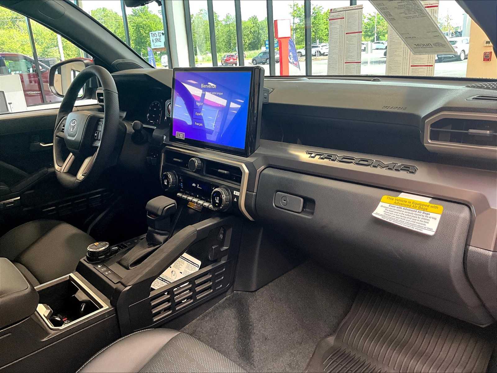 2025 Toyota Tacoma TRD Off Road - Photo 9