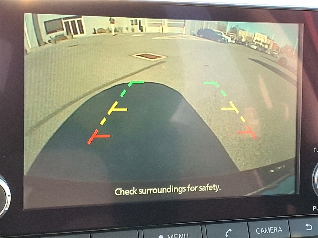 2025 Nissan Sentra SV - Photo 13