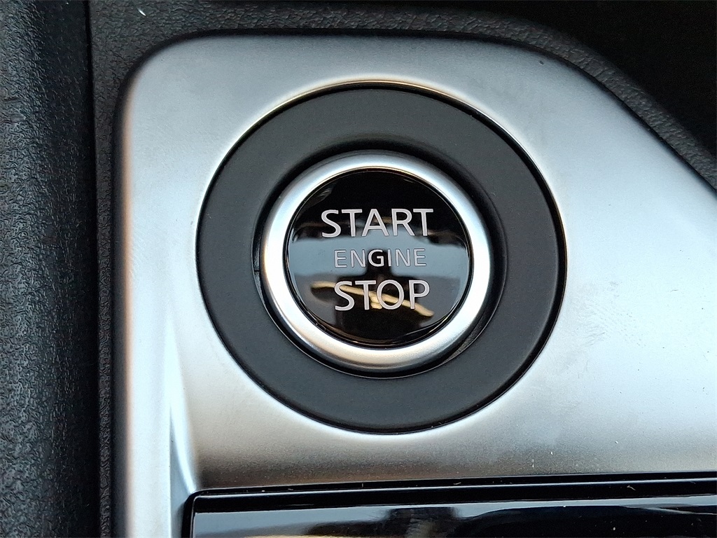 2025 Nissan Sentra SV - Photo 15