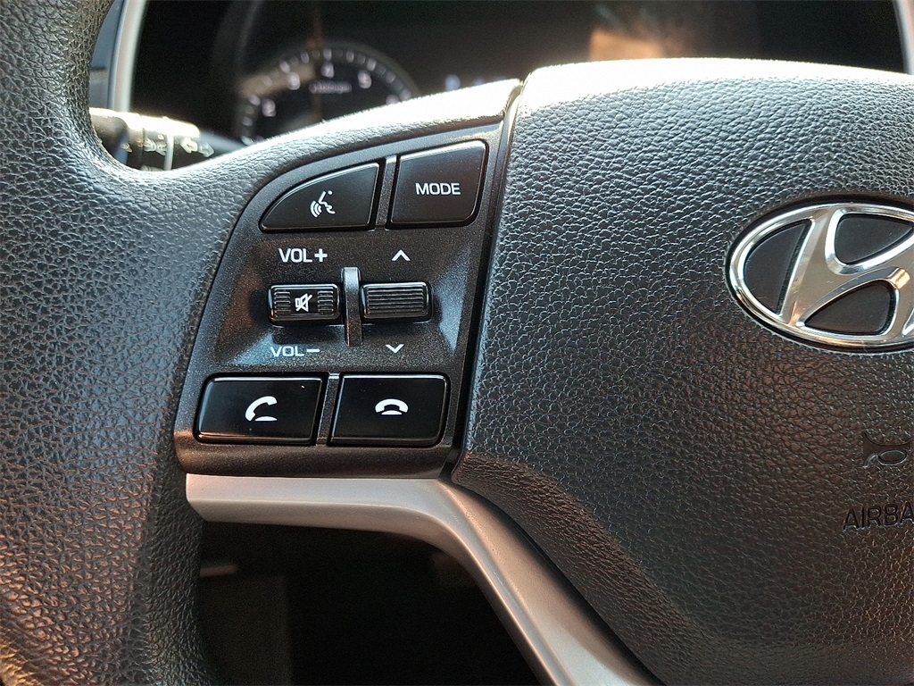 2021 Hyundai Tucson SE - Photo 20