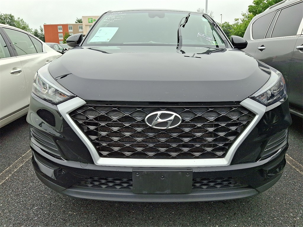 2021 Hyundai Tucson SE - Photo 2