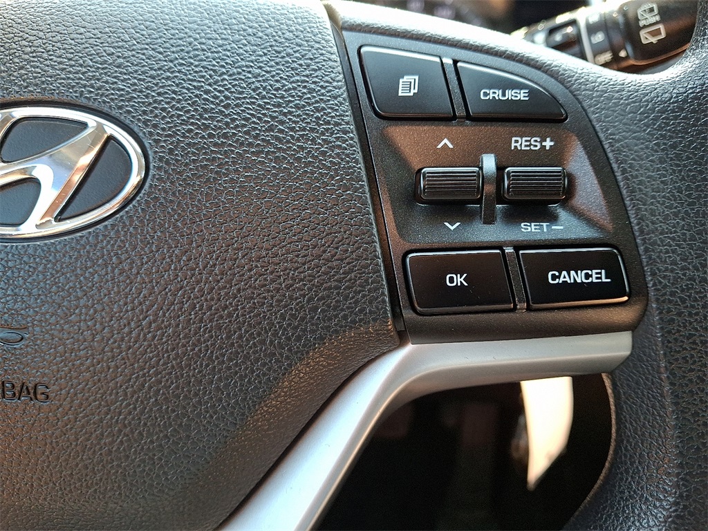 2021 Hyundai Tucson SE - Photo 21