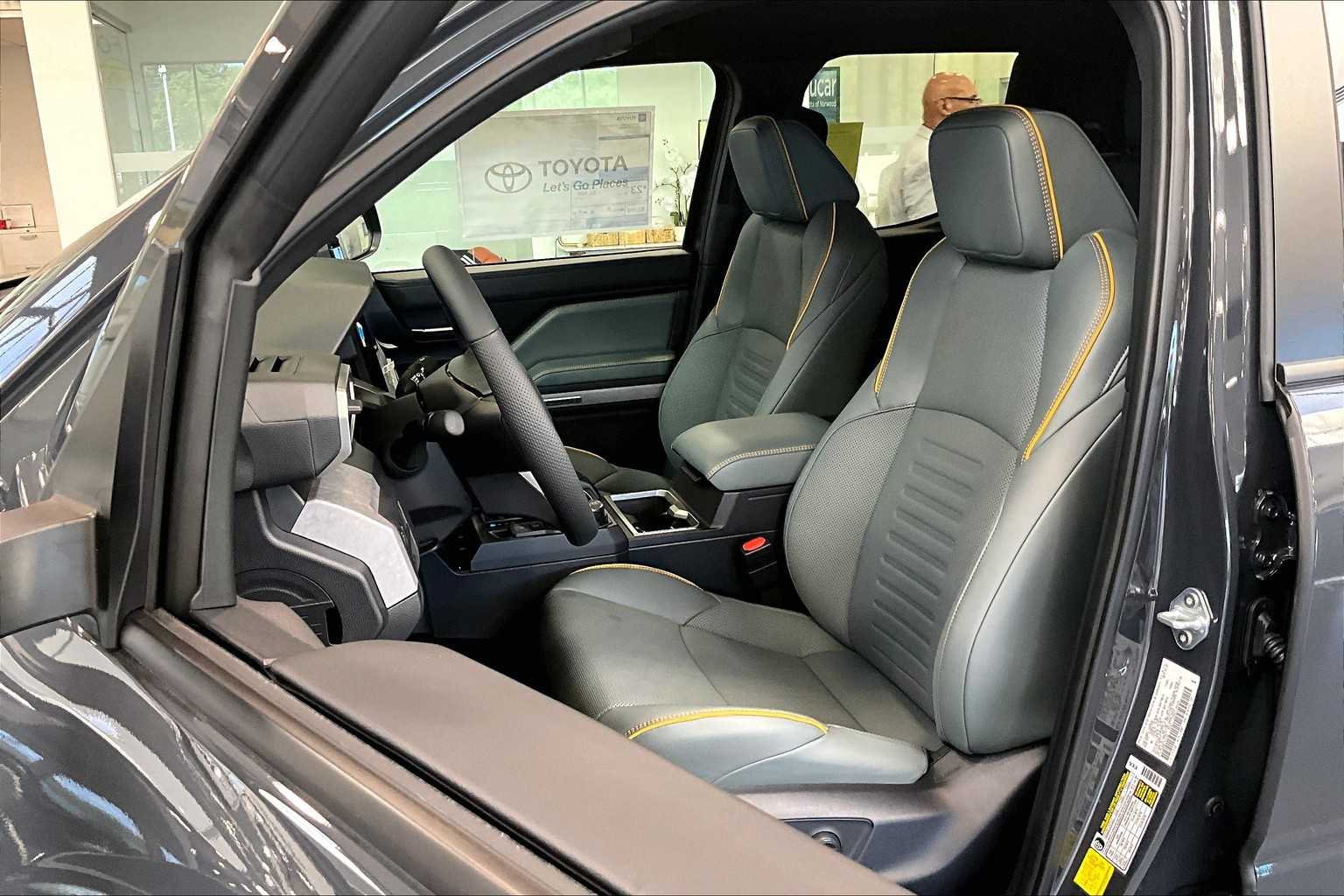 2025 Toyota Tacoma Trailhunter Hybrid - Photo 11