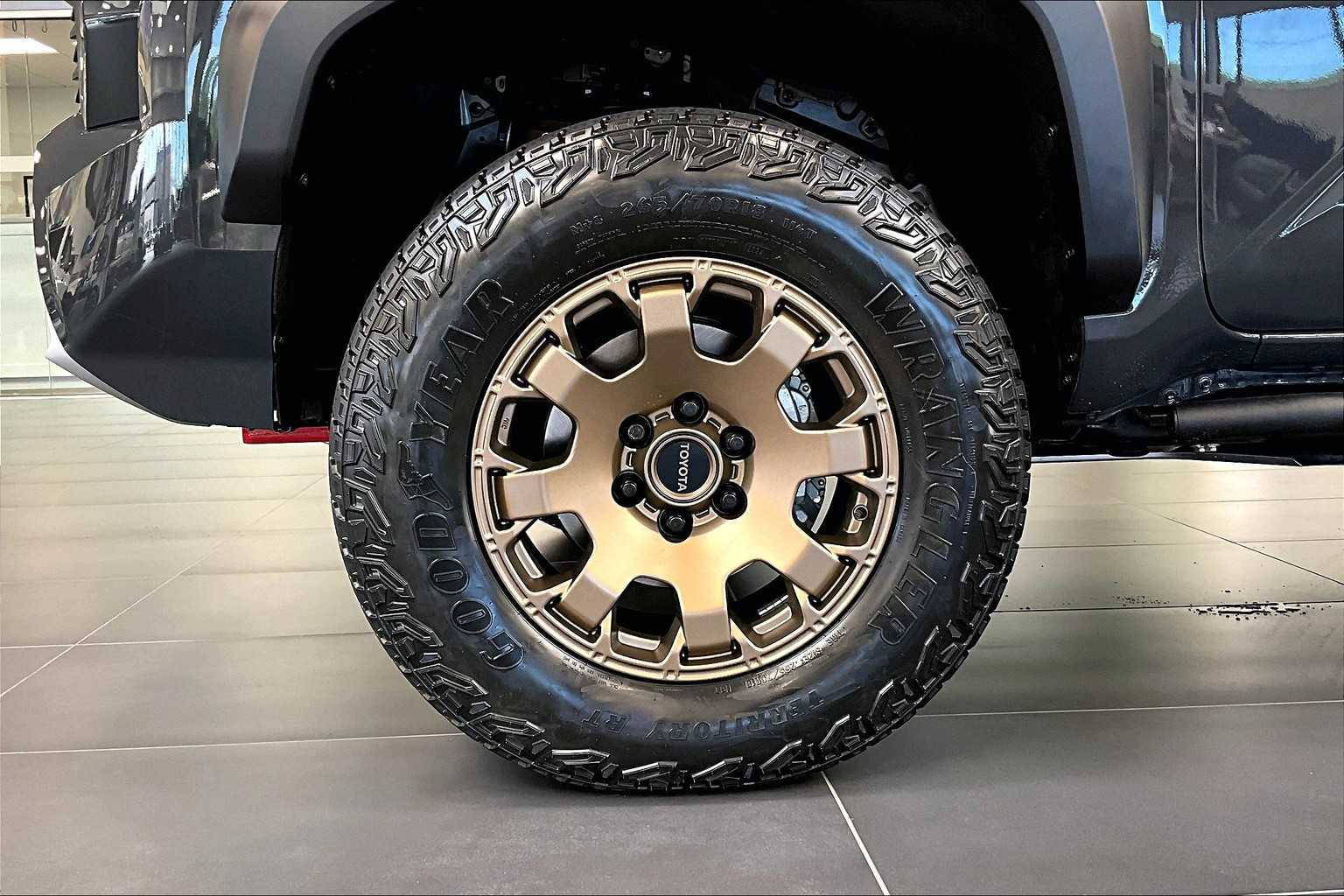 2025 Toyota Tacoma Trailhunter Hybrid - Photo 8