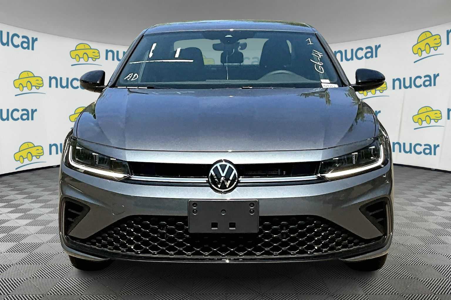 2025 Volkswagen Jetta Sport - Photo 3