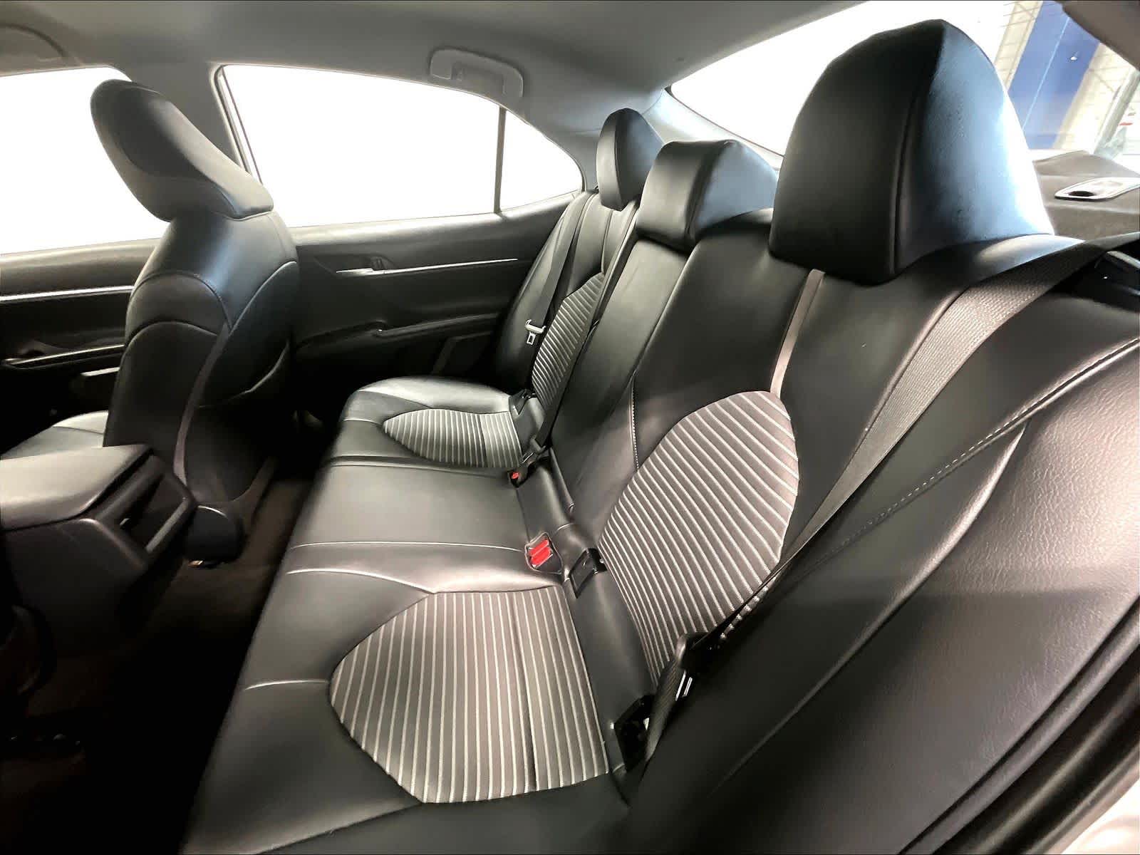 2023 Toyota Camry SE - Photo 15