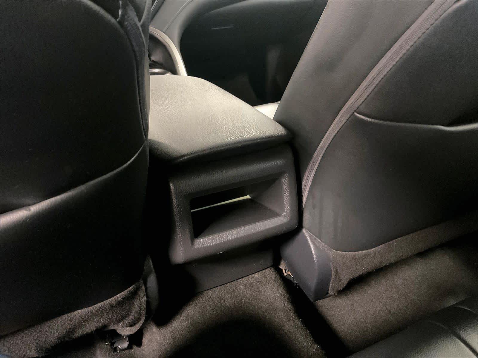 2023 Toyota Camry SE - Photo 27