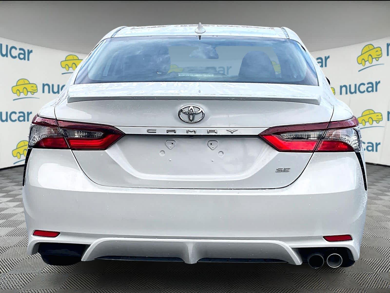 2023 Toyota Camry SE - Photo 5
