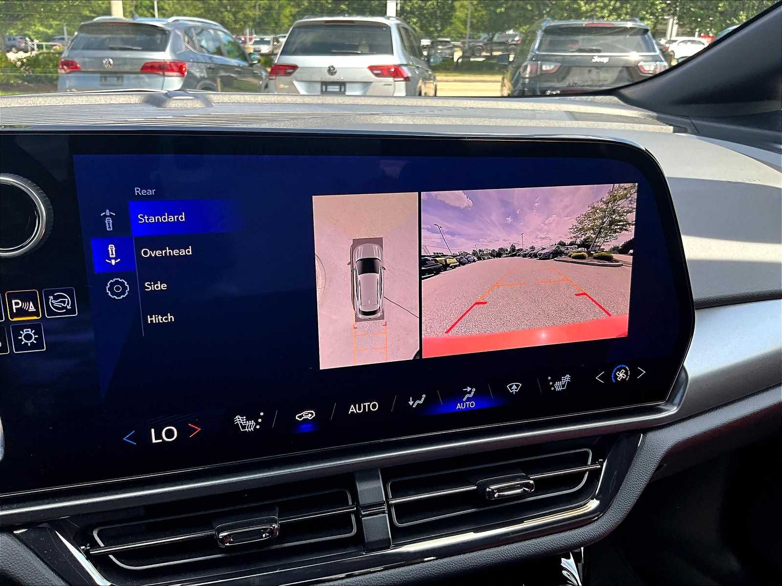 2025 Chevrolet Equinox EV RS - Photo 19