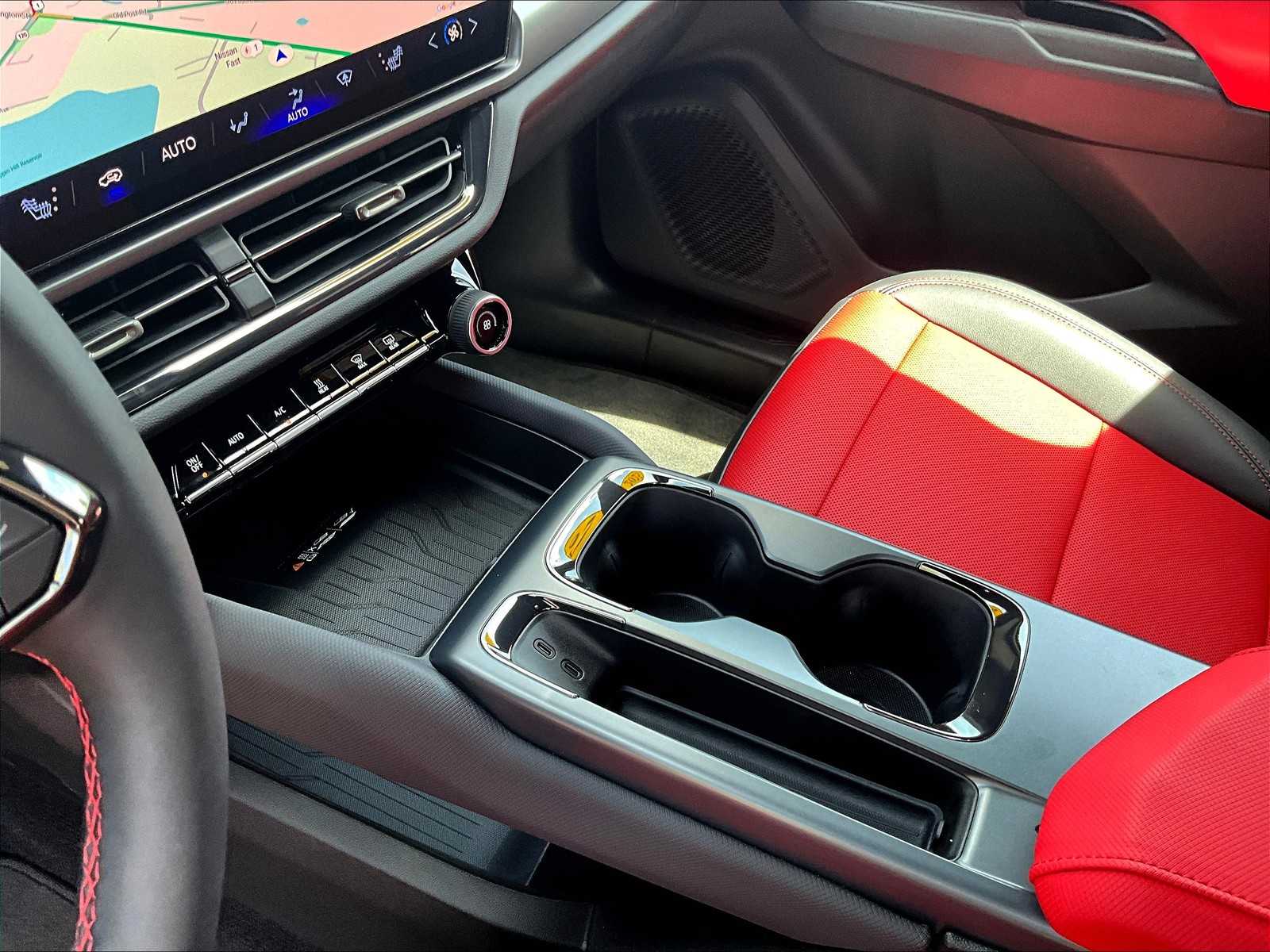 2025 Chevrolet Equinox EV RS - Photo 20