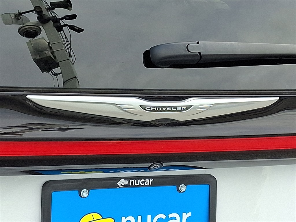 2022 Chrysler Pacifica Touring L - Photo 29