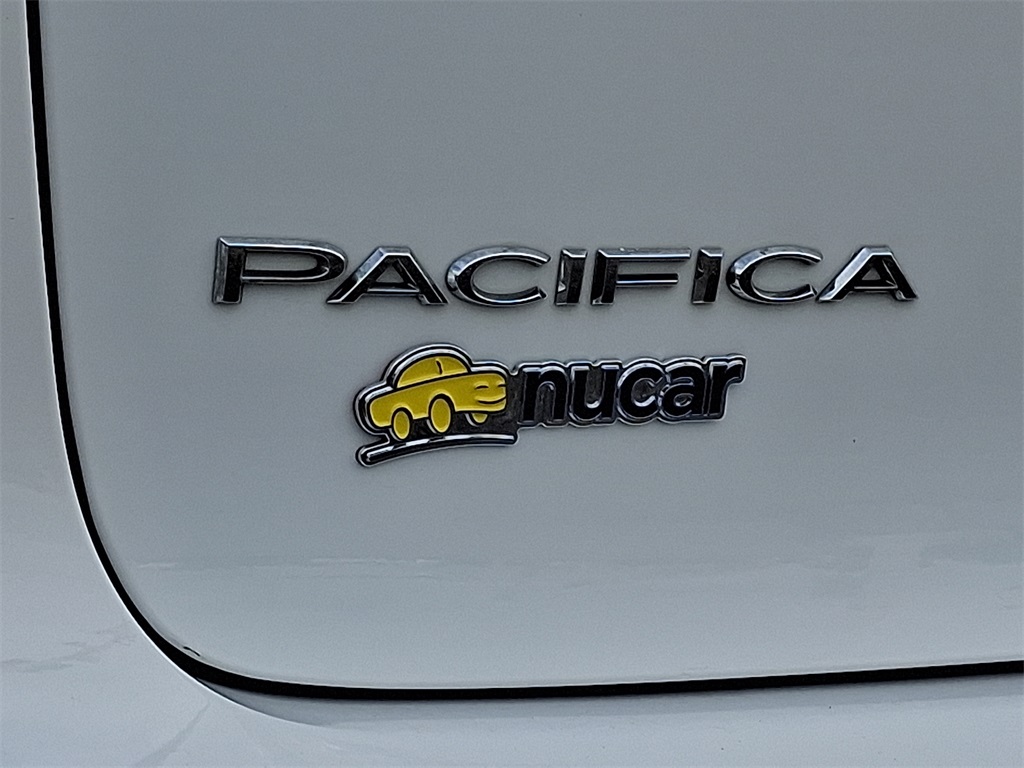 2022 Chrysler Pacifica Touring L - Photo 30