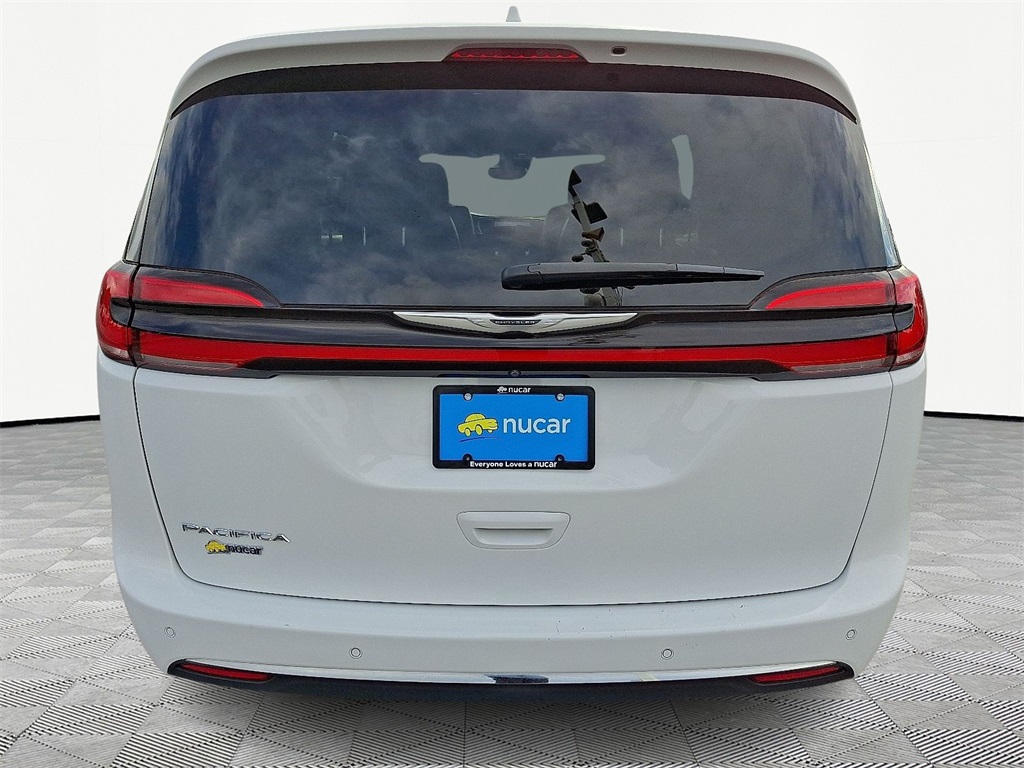 2022 Chrysler Pacifica Touring L - Photo 6
