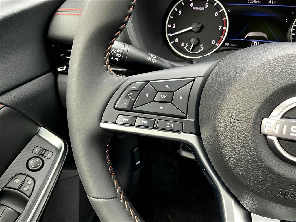 2025 Nissan Sentra SR - Photo 23